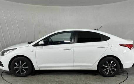 Hyundai Solaris II рестайлинг, 2018 год, 1 250 000 рублей, 8 фотография