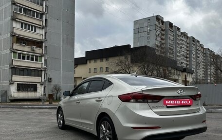 Hyundai Elantra VI рестайлинг, 2017 год, 1 560 000 рублей, 7 фотография