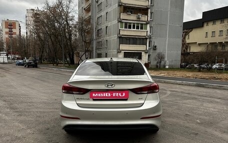 Hyundai Elantra VI рестайлинг, 2017 год, 1 560 000 рублей, 6 фотография