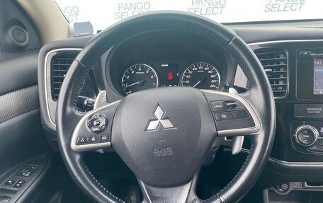 Mitsubishi Outlander III рестайлинг 3, 2014 год, 1 690 000 рублей, 14 фотография