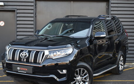 Toyota Land Cruiser Prado 150 рестайлинг 2, 2019 год, 6 387 000 рублей, 1 фотография