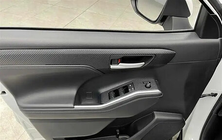 Toyota Highlander, 2022 год, 3 750 000 рублей, 16 фотография