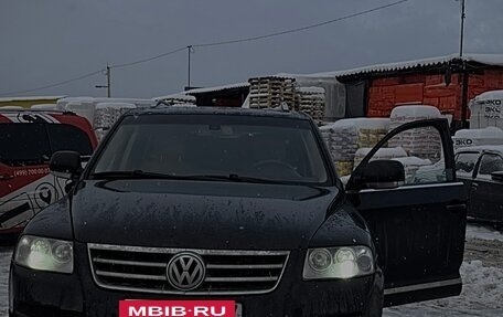 Volkswagen Touareg III, 2004 год, 950 000 рублей, 4 фотография