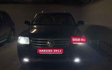 Volkswagen Touareg III, 2004 год, 950 000 рублей, 5 фотография