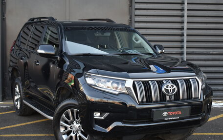 Toyota Land Cruiser Prado 150 рестайлинг 2, 2019 год, 6 387 000 рублей, 2 фотография