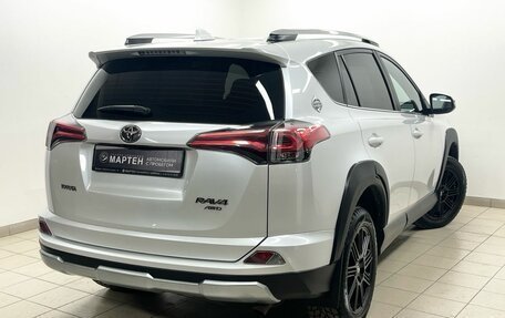 Toyota RAV4, 2018 год, 3 178 000 рублей, 4 фотография