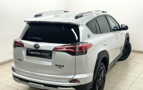 Toyota RAV4, 2018 год, 3 178 000 рублей, 9 фотография