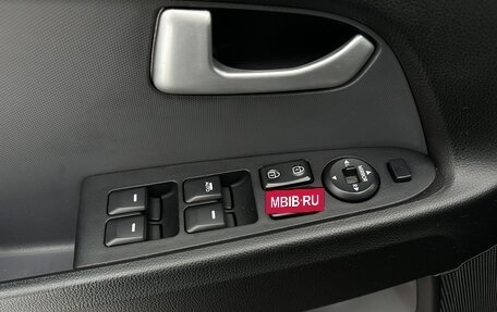 KIA Sportage III, 2011 год, 1 200 000 рублей, 14 фотография