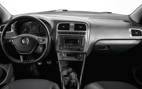Volkswagen Polo VI (EU Market), 2017 год, 749 000 рублей, 12 фотография