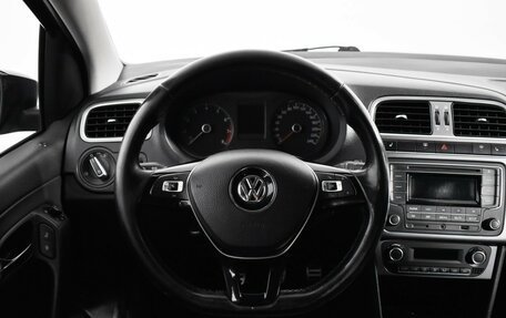 Volkswagen Polo VI (EU Market), 2017 год, 749 000 рублей, 13 фотография