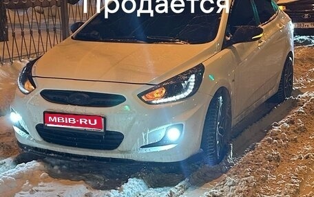 Hyundai Solaris II рестайлинг, 2014 год, 950 000 рублей, 1 фотография