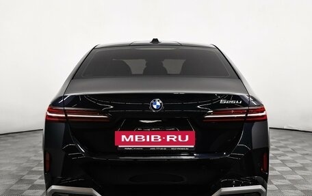 BMW 5 серия, 2024 год, 8 100 000 рублей, 6 фотография