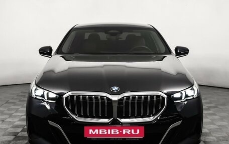 BMW 5 серия, 2024 год, 8 100 000 рублей, 2 фотография