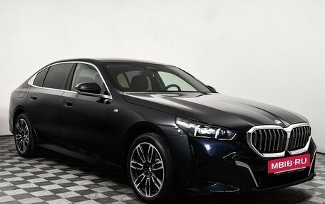 BMW 5 серия, 2024 год, 8 100 000 рублей, 3 фотография