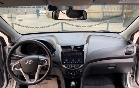 Hyundai Solaris II рестайлинг, 2012 год, 1 070 000 рублей, 13 фотография