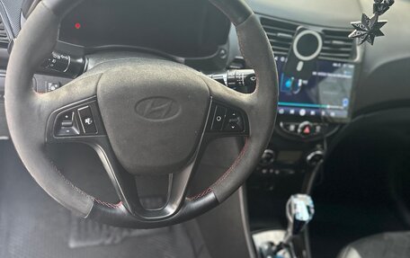 Hyundai Solaris II рестайлинг, 2014 год, 950 000 рублей, 11 фотография
