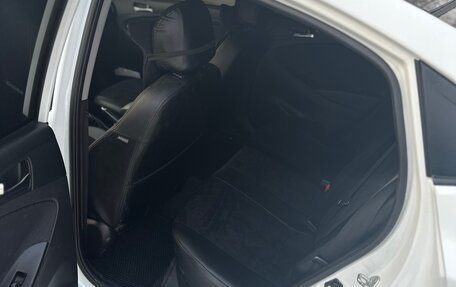 Hyundai Solaris II рестайлинг, 2014 год, 950 000 рублей, 10 фотография