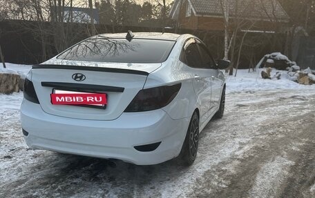 Hyundai Solaris II рестайлинг, 2014 год, 950 000 рублей, 18 фотография