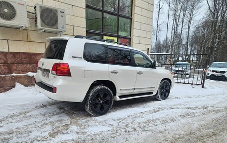 Toyota Land Cruiser 200, 2014 год, 4 090 000 рублей, 3 фотография