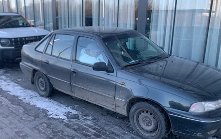 Daewoo Nexia I рестайлинг, 2002 год, 123 000 рублей, 2 фотография