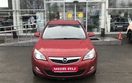 Opel Astra J, 2011 год, 830 000 рублей, 2 фотография