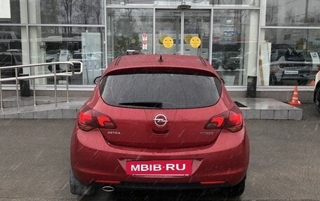 Opel Astra J, 2011 год, 830 000 рублей, 6 фотография