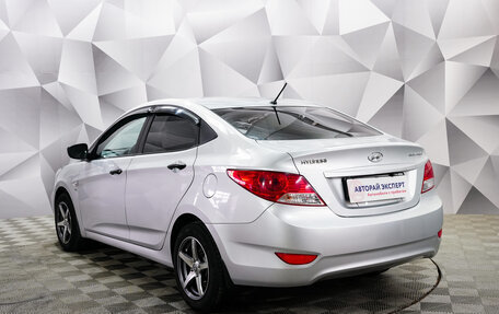 Hyundai Solaris II рестайлинг, 2013 год, 986 000 рублей, 3 фотография