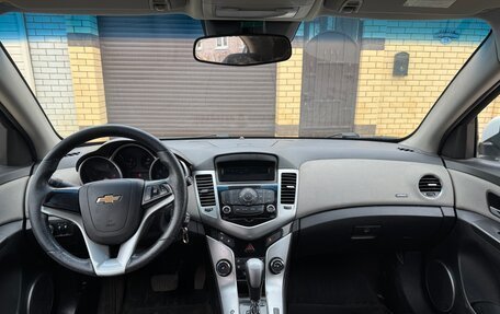 Chevrolet Cruze II, 2012 год, 680 000 рублей, 10 фотография