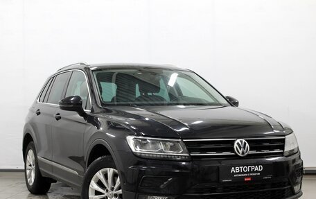 Volkswagen Tiguan II, 2018 год, 2 370 000 рублей, 3 фотография