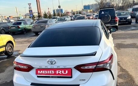 Toyota Camry, 2018 год, 2 350 000 рублей, 2 фотография