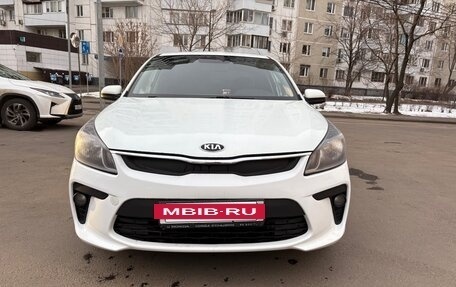 KIA Rio IV, 2017 год, 775 000 рублей, 2 фотография