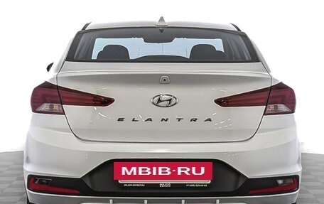 Hyundai Elantra VI рестайлинг, 2019 год, 1 790 000 рублей, 6 фотография