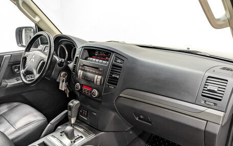 Mitsubishi Pajero IV, 2012 год, 2 299 000 рублей, 11 фотография