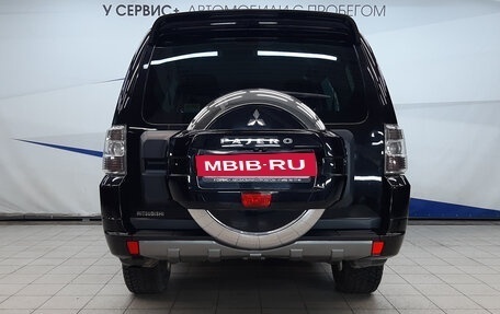 Mitsubishi Pajero IV, 2013 год, 2 480 000 рублей, 4 фотография