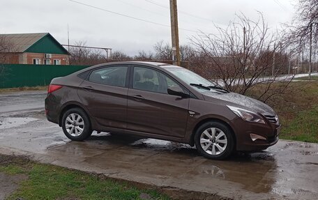 Hyundai Solaris II рестайлинг, 2016 год, 1 250 000 рублей, 1 фотография