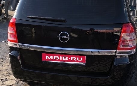 Opel Zafira B, 2008 год, 700 000 рублей, 3 фотография