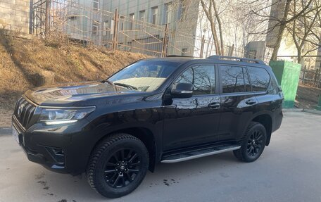 Toyota Land Cruiser Prado 150 рестайлинг 2, 2021 год, 7 600 000 рублей, 3 фотография
