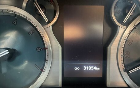 Toyota Land Cruiser Prado 150 рестайлинг 2, 2021 год, 7 600 000 рублей, 12 фотография