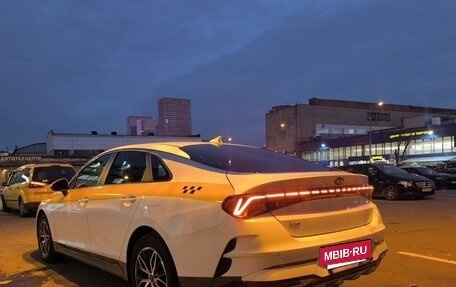 KIA K5, 2021 год, 2 400 000 рублей, 7 фотография