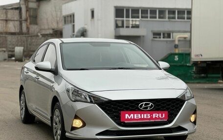 Hyundai Solaris II рестайлинг, 2021 год, 1 380 000 рублей, 3 фотография