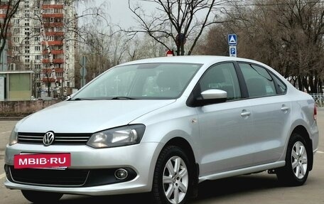 Volkswagen Polo VI (EU Market), 2013 год, 779 000 рублей, 2 фотография