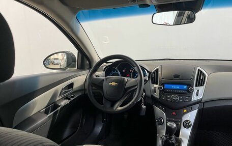 Chevrolet Cruze II, 2013 год, 925 000 рублей, 14 фотография