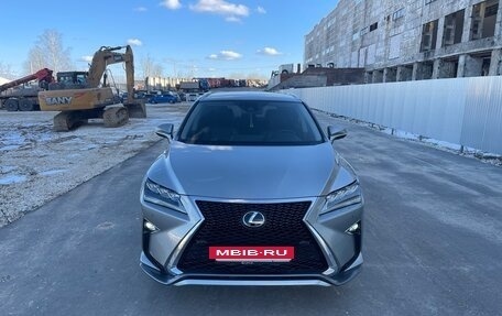 Lexus RX IV рестайлинг, 2019 год, 4 950 000 рублей, 14 фотография