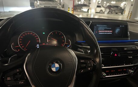 BMW 5 серия, 2018 год, 3 000 000 рублей, 23 фотография