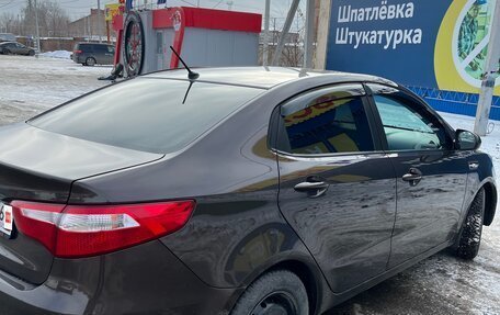 KIA Rio III рестайлинг, 2015 год, 1 000 000 рублей, 4 фотография