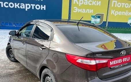 KIA Rio III рестайлинг, 2015 год, 1 000 000 рублей, 5 фотография