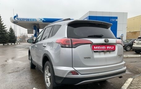 Toyota RAV4, 2017 год, 2 450 000 рублей, 3 фотография