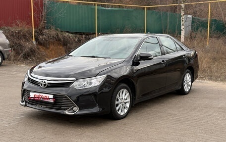 Toyota Camry, 2017 год, 1 890 000 рублей, 1 фотография