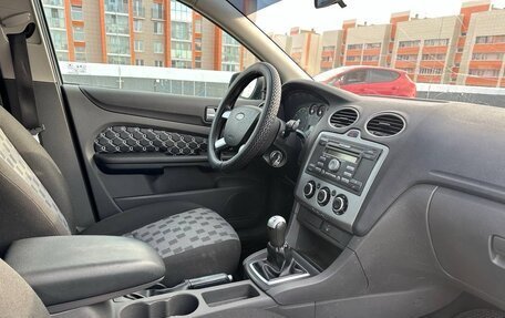 Ford Focus II рестайлинг, 2006 год, 320 000 рублей, 4 фотография