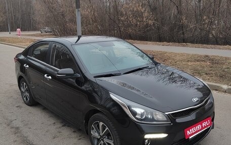 KIA Rio IV, 2018 год, 1 400 000 рублей, 4 фотография